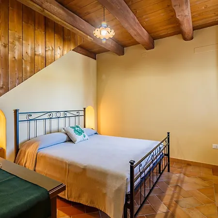 Agriturismo Casale San Lorenzo 农家乐