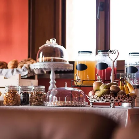 Agriturismo Casale San Lorenzo *