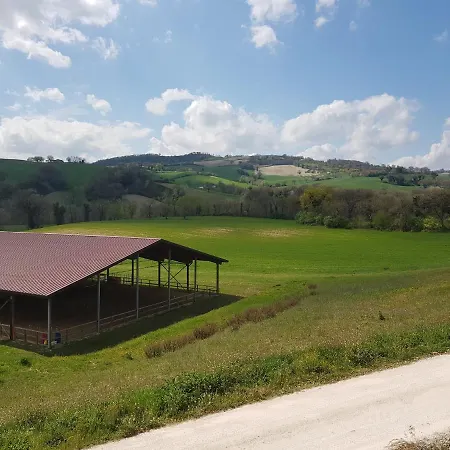 Agriturismo Casale San Lorenzo 农家乐